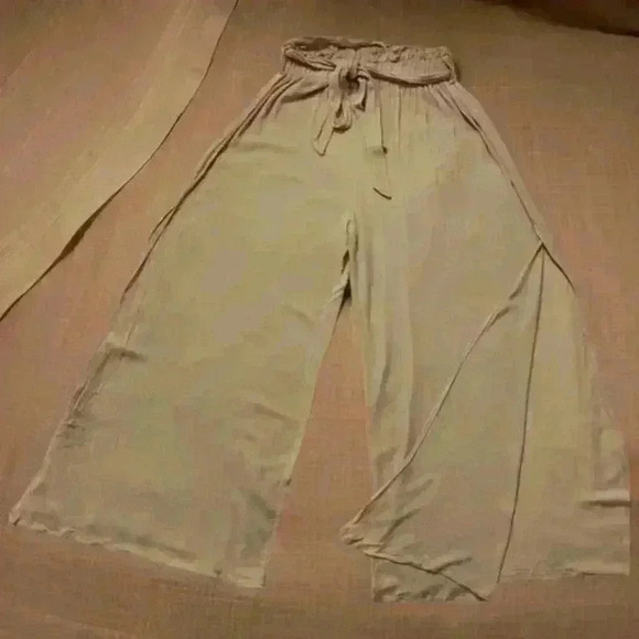 Wide Leg Drape Tan Pants Size Small - Picture 2 of 2
